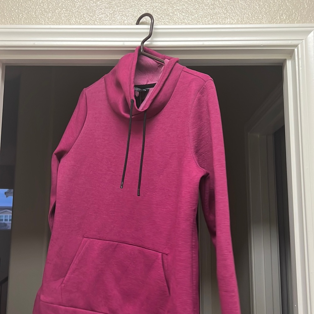 Workout sweater